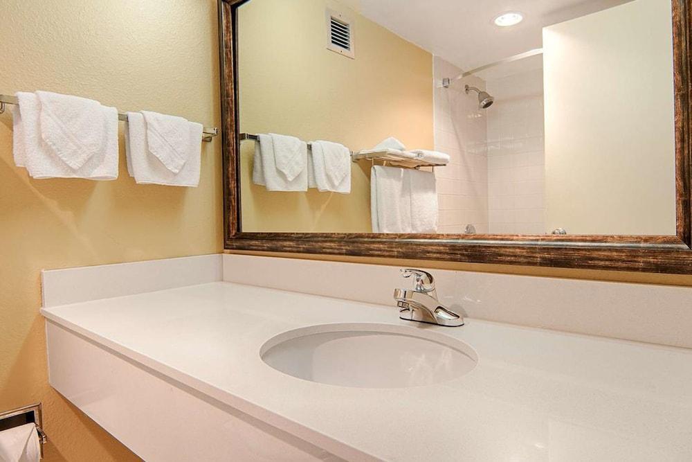 Norwood Inn & Suites Mankato North Mankato Екстер'єр фото