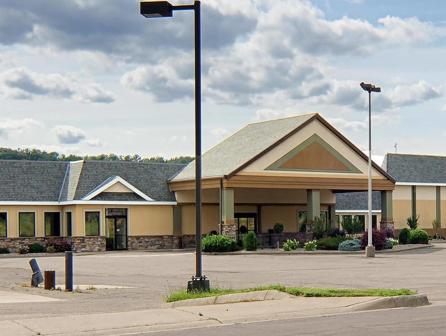 Norwood Inn & Suites Mankato North Mankato Екстер'єр фото