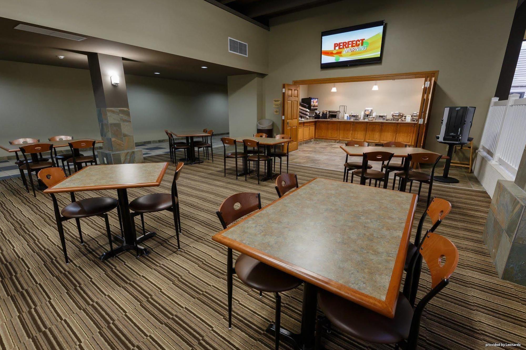 Norwood Inn & Suites Mankato North Mankato Екстер'єр фото