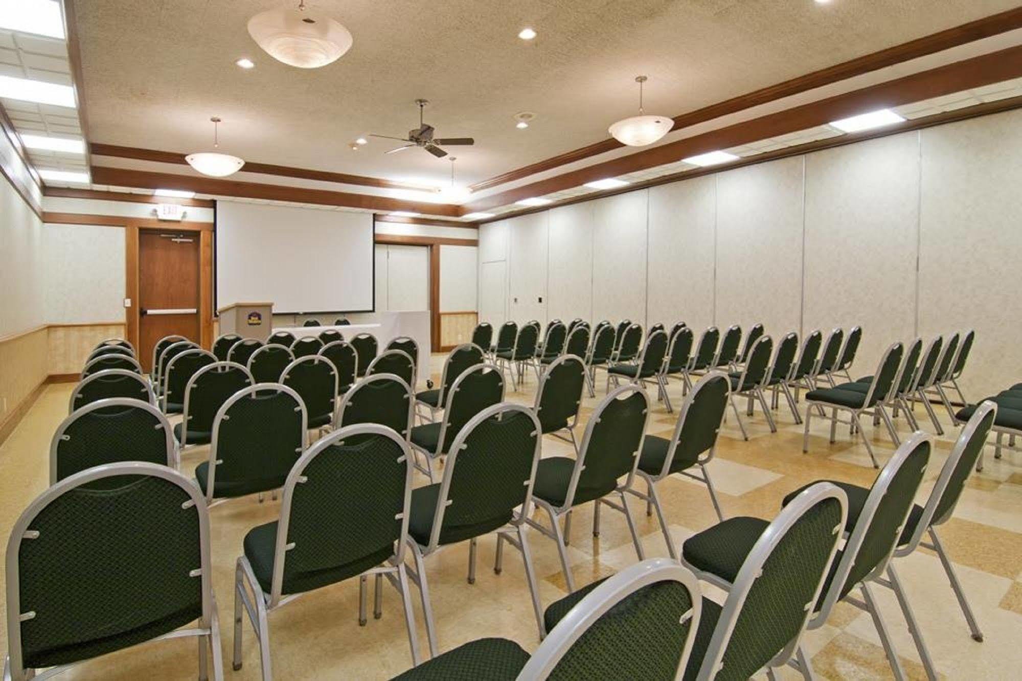 Norwood Inn & Suites Mankato North Mankato Екстер'єр фото