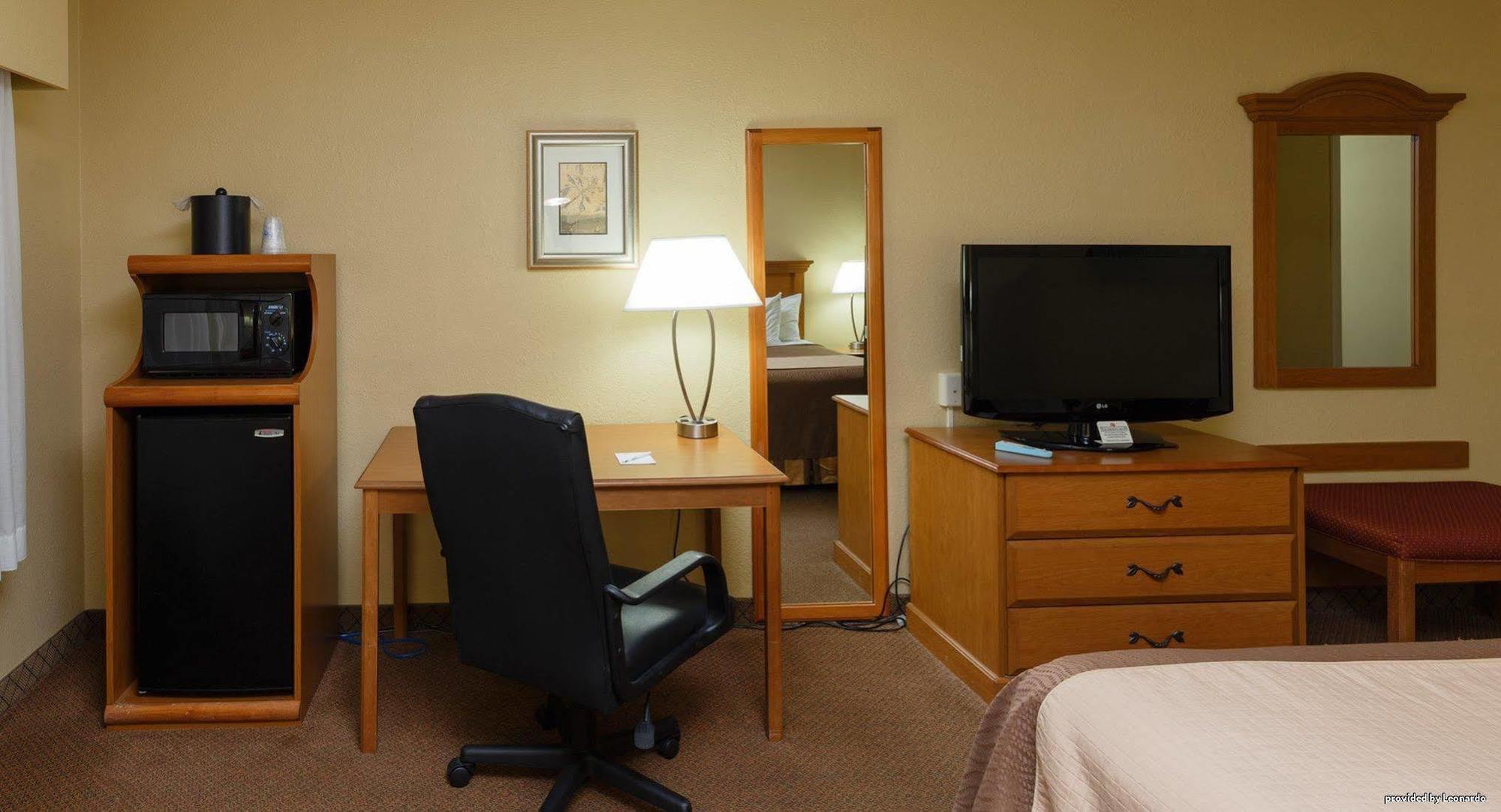 Norwood Inn & Suites Mankato North Mankato Екстер'єр фото