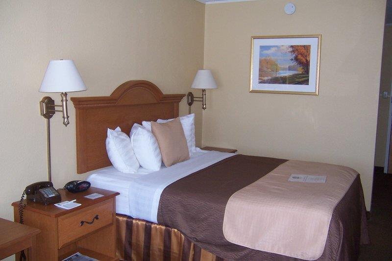 Norwood Inn & Suites Mankato North Mankato Номер фото