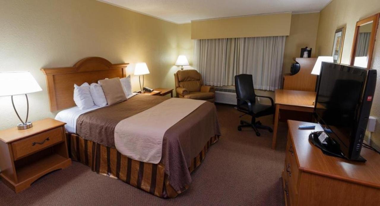 Norwood Inn & Suites Mankato North Mankato Екстер'єр фото