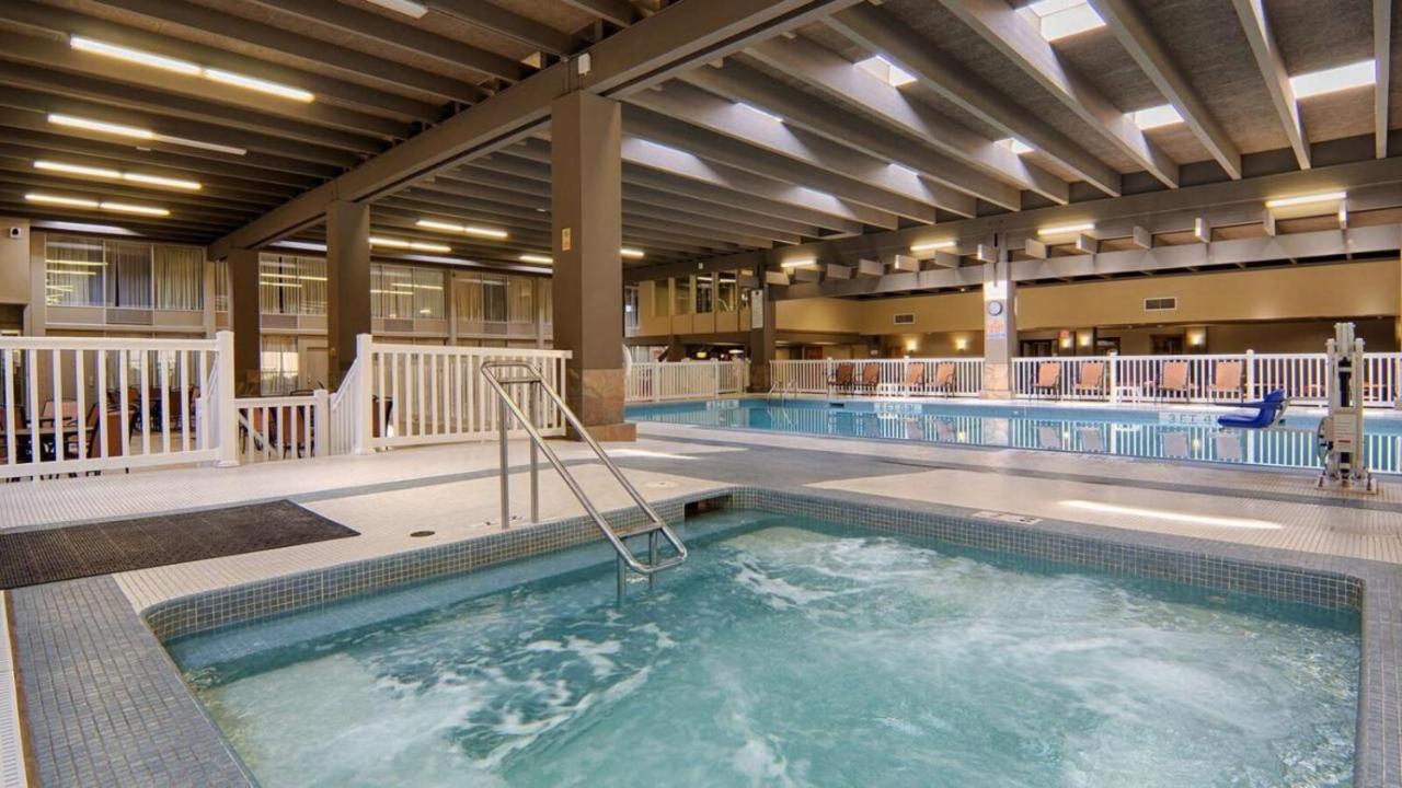 Norwood Inn & Suites Mankato North Mankato Екстер'єр фото