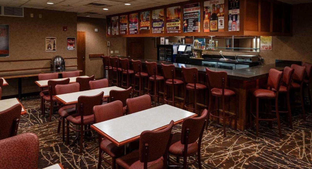 Norwood Inn & Suites Mankato North Mankato Екстер'єр фото